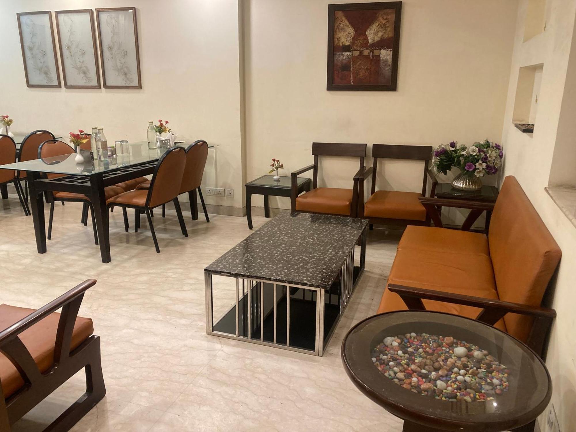 Hermitage By The Cosy Hotels Near Lotus Temple Nueva Delhi Exterior foto